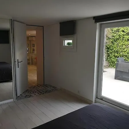 Appartement 2 Pieces 54 M2 Avec Jardin Dans Une Maison Privative